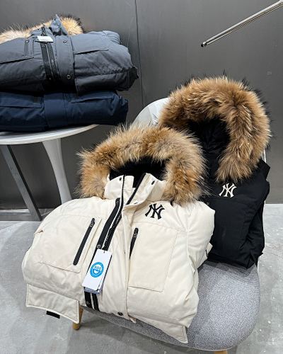MLB NY Yankees Down Parka – Cream | Faux Fur Hood