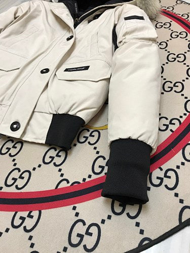 Canada Goose Chilliwack Bomber in Cream