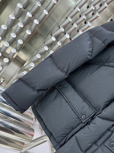 Moncler Hooded Down Parka – Black