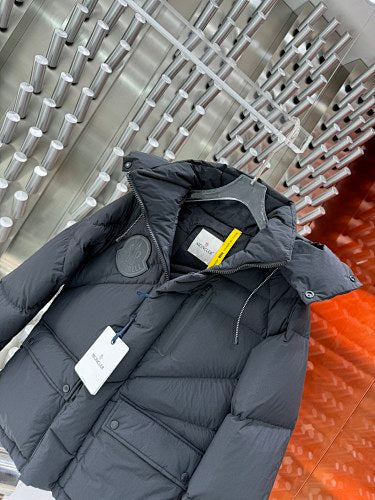 Moncler Hooded Down Parka – Black