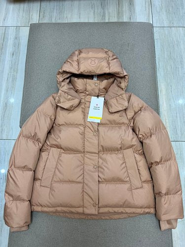 lululemon Women's Caramel Tan Hooded Down Puffer Jacket with Geometric Quilting