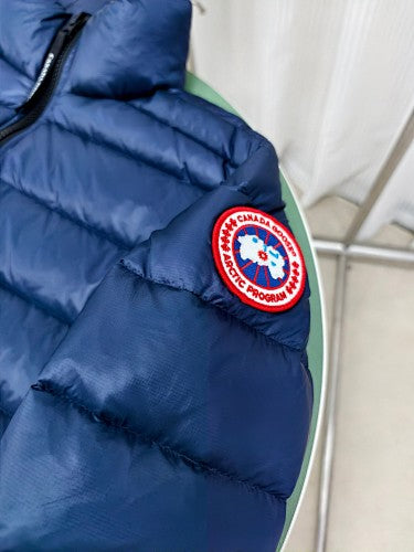 Canada Goose Men's Navy Blue Slim-Fit Lightweight Down Jacket