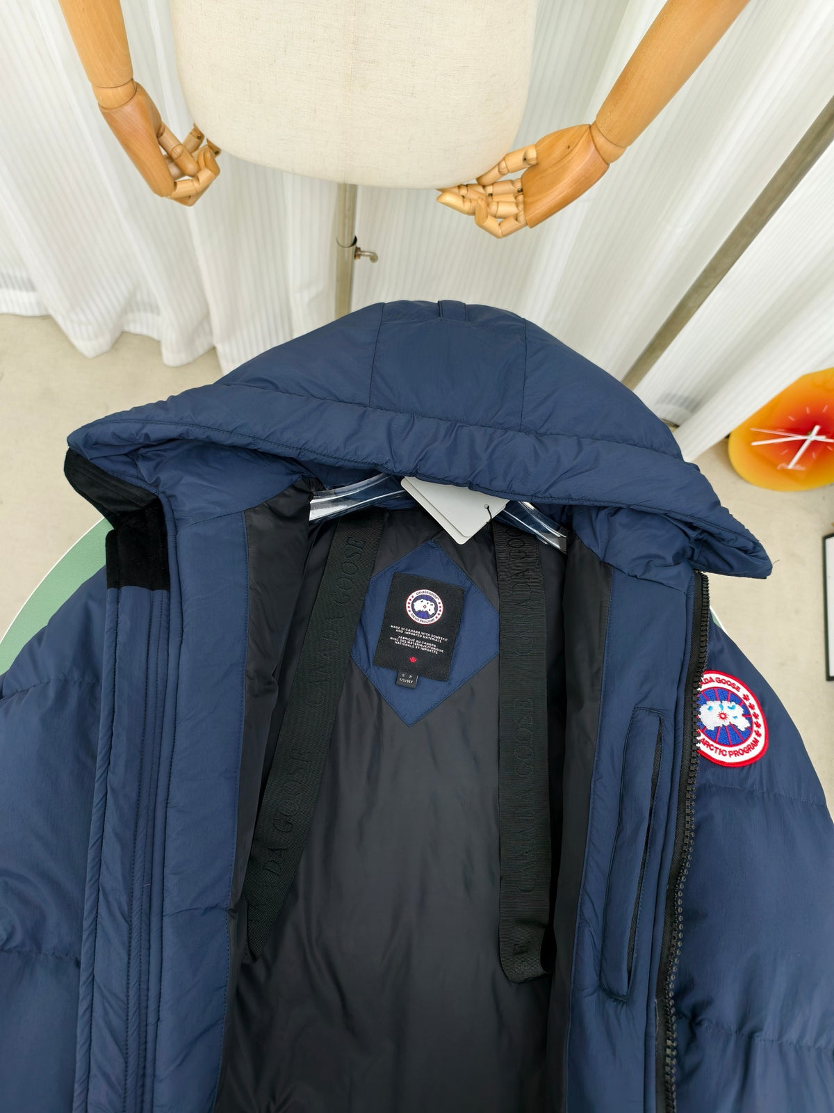 Canada Goose Men's Navy Blue Hooded Down Puffer Jacket with Branded Zipper