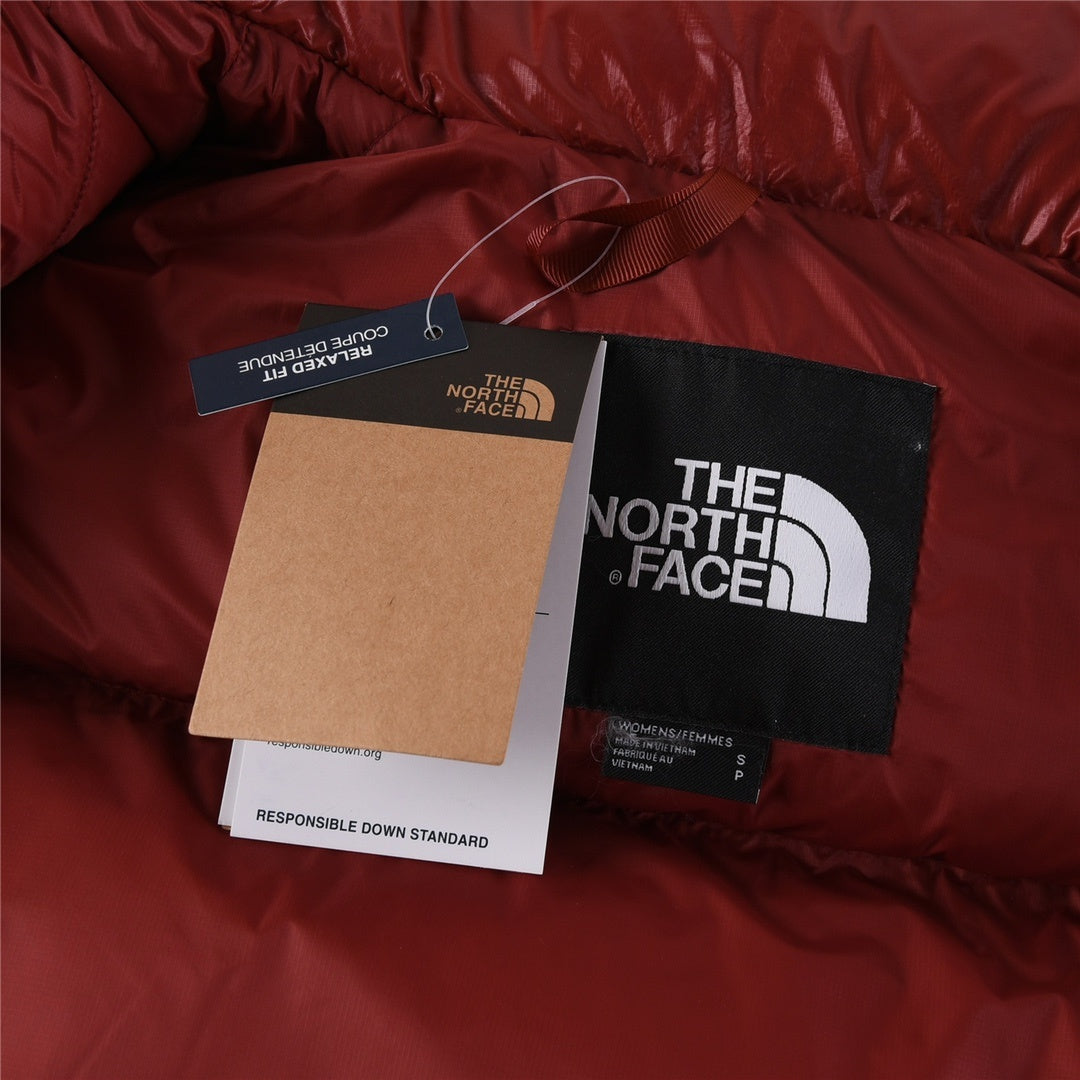 The North Face Women's 700-Fill Relaxed Fit Down Puffer with RDS Certification