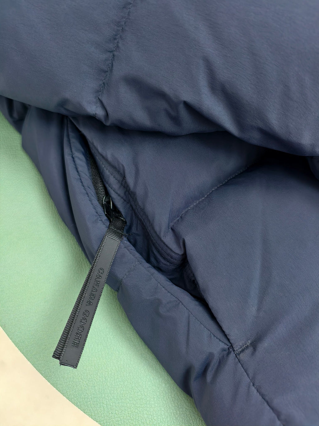 Canada Goose Men's Navy Blue Hooded Down Puffer Jacket with Branded Zipper