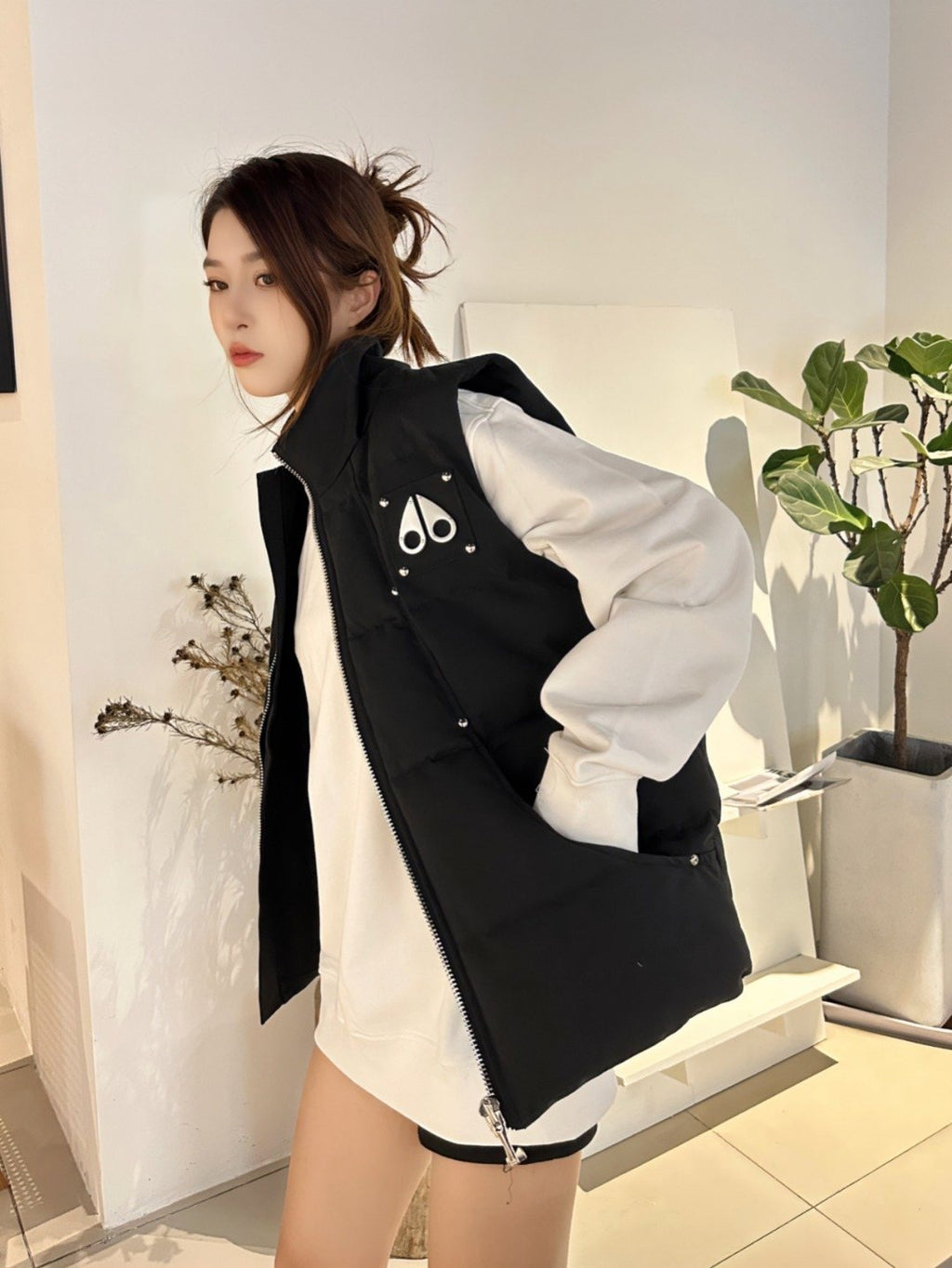 Moose Knuckles White Badge Down Vest