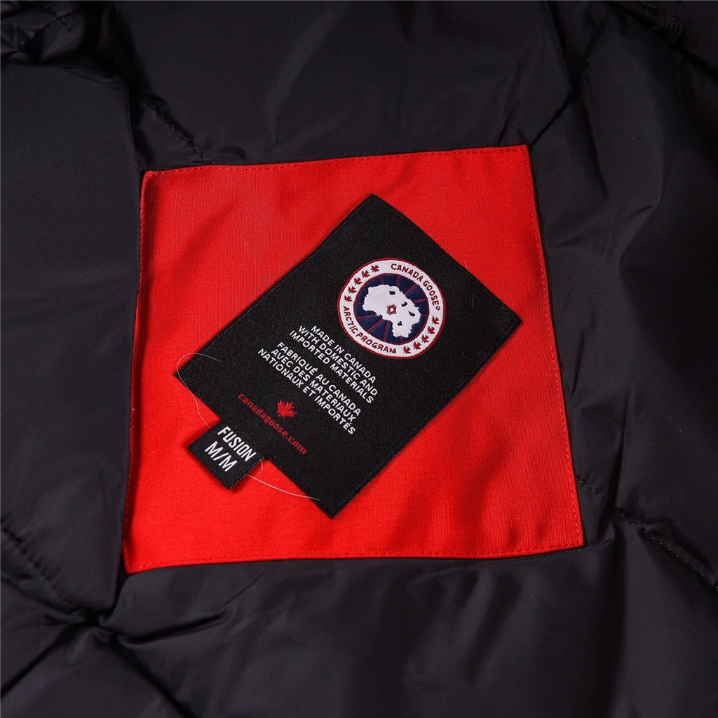 Canada Goose Snow Mantra Parka